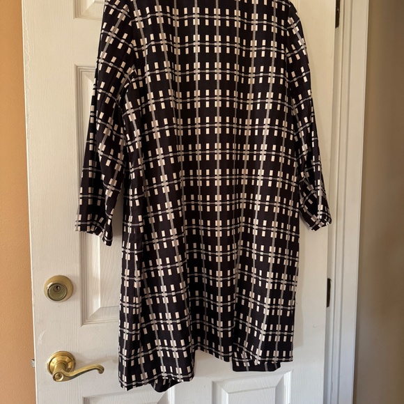 Plus size long jacket - Picture 3 of 5